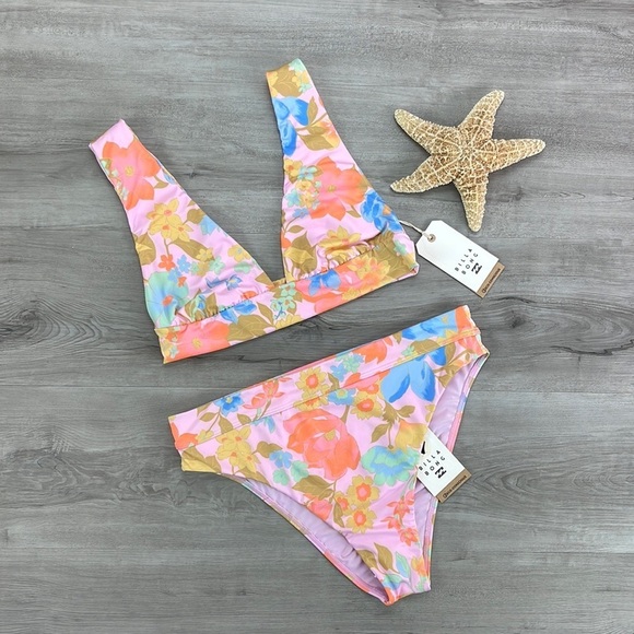 ☀️BILLABONG☀️ PICK ME UP PLUNGE MUL
PICK ME UP MAUI RIDE BIKINI SET - Picture 3 of 15